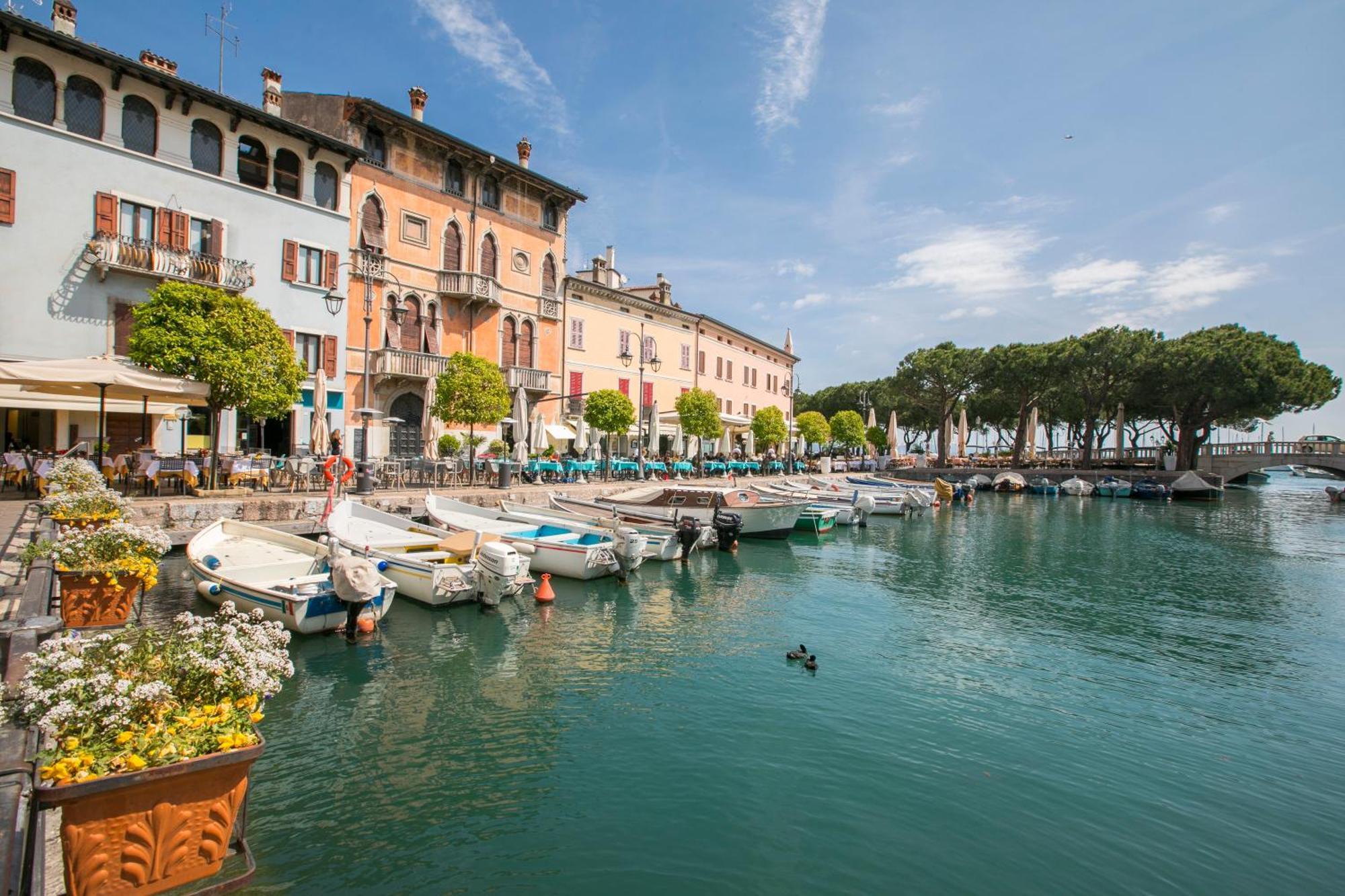 Villa Mimosa - Appartamento 1 - Happy Rentals Desenzano del Garda Buitenkant foto